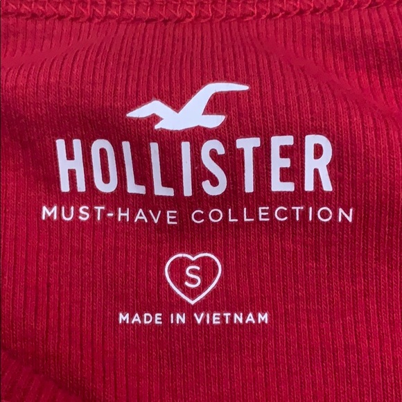 Red Hollister Top - Picture 3 of 3